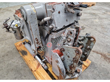 Transmisija MASSEY FERGUSON