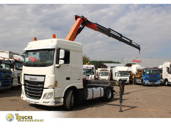 Kamion sa dizalicom DAF XF 106 510