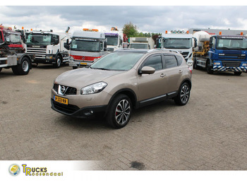 SUV NISSAN