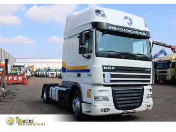 Tegljač DAF XF 105 460