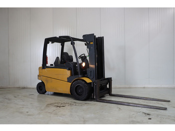 Električni viljuškar CATERPILLAR EP