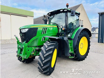 Traktor JOHN DEERE 6210R