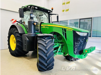 Traktor John Deere 8270R: slika 2