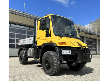 Istovarivač UNIMOG U400