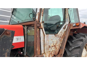 Traktor Massey Ferguson 690 Speedshift med frontlæsser: slika 5