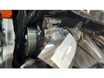 Poljoprivredna mašina BMW Motor B57D30B Fabriks NY komplet motor: slika 4 Poljoprivredna mašina BMW Motor B57D30B Fabriks NY komplet motor: slika 4