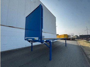 Tovarni sanduk KRONE