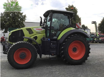 Traktor CLAAS Axion 830