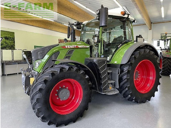 Traktor FENDT 724 Vario