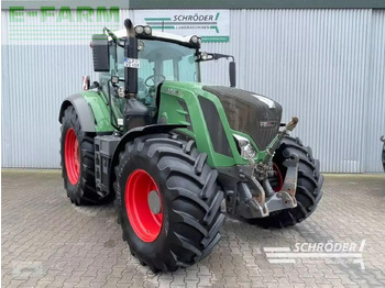 Traktor FENDT 828 Vario