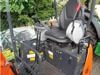 Mini bager Hitachi zx 17 u-2: slika 2 Mini bager Hitachi zx 17 u-2: slika 2