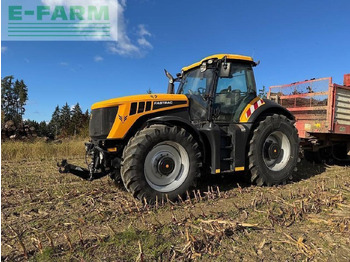 Traktor JCB