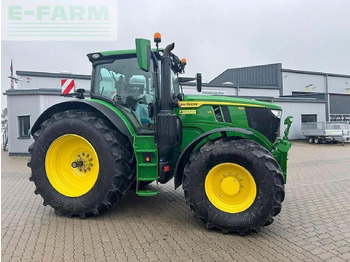 Traktor JOHN DEERE 6R 215