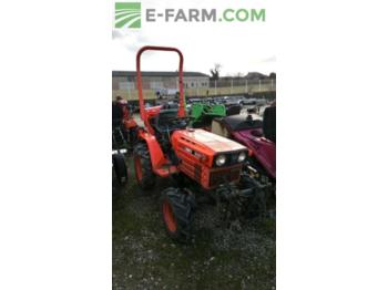 Traktor Kubota B6200: slika 1