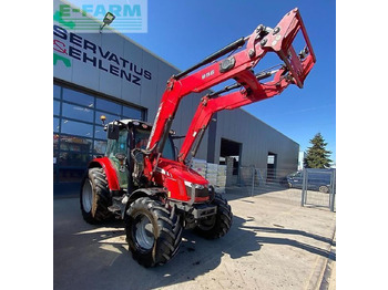 Traktor MASSEY FERGUSON 5712