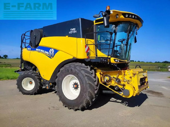 Kombinovani kombajn New Holland cr8.90: slika 2