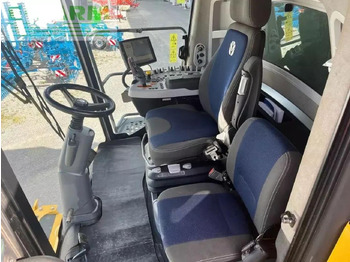 Kombinovani kombajn New Holland cr8.90: slika 5