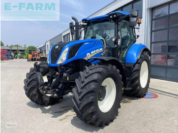 Traktor NEW HOLLAND T6.145
