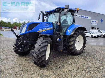 Traktor NEW HOLLAND T7