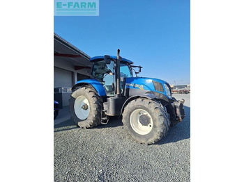 Traktor NEW HOLLAND T7.210