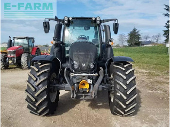 Traktor VALTRA N134