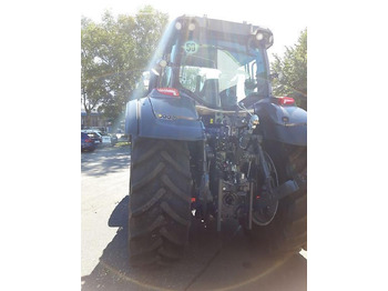 Traktor Valtra q265: slika 5