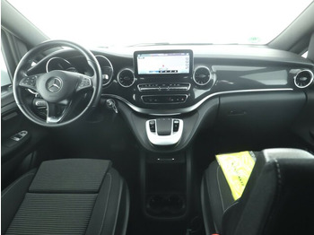 Lizing MERCEDES-BENZ EQV 300 lang,6Sitze,Liegepaket,Tisch,Schiebedach MERCEDES-BENZ EQV 300 lang,6Sitze,Liegepaket,Tisch,Schiebedach: slika 2