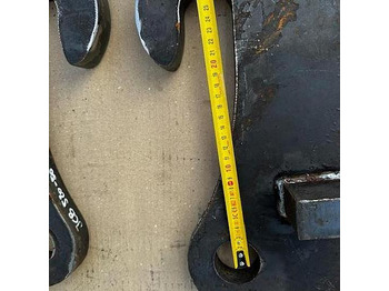Lizing Big Anschweißhaken / Anschweißset / Koppelhaken JCB 520-50 Aufnahme Big Anschweißhaken / Anschweißset / Koppelhaken JCB 520-50 Aufnahme: slika 4