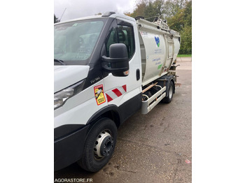 Kamion za smeće IVECO