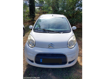 Automobil CITROËN