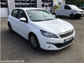 Automobil PEUGEOT