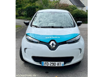 Automobil RENAULT