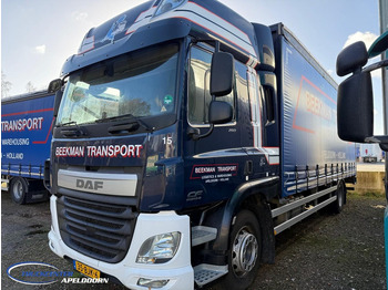 Kamion sa ceradom DAF CF 260