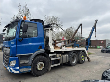 Kamion za utovaranje kontejnera DAF CF 400