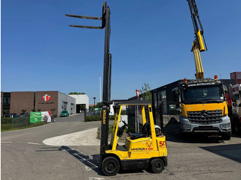 Gasni viljuškar HYSTER