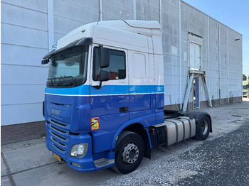 Tegljač DAF XF 440