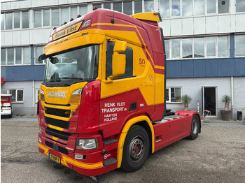 Tegljač SCANIA R 450