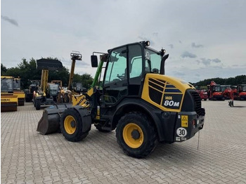 Utovarivač točkaš KOMATSU WA80