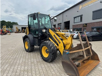 Utovarivač točkaš KOMATSU WA 80M: slika 5