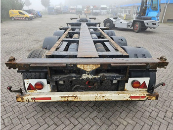 Poluprikolica za prevoz kontejnera/ Poluprikolica sa promenjivim sandukom Broshuis MFCC Multi - Lifting axle - 2x20FT / 40FTHC / 45FTHC: slika 5 Poluprikolica za prevoz kontejnera/ Poluprikolica sa promenjivim sandukom Broshuis MFCC Multi - Lifting axle - 2x20FT / 40FTHC / 45FTHC: slika 5