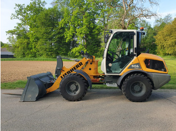 Utovarivač točkaš LIEBHERR L 504