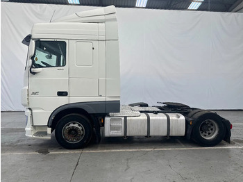 Tegljač DAF XF 106.460 SPACECAB: slika 2