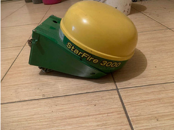 Poljoprivredna mašina JOHN DEERE