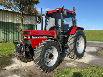 Traktor CASE IH XL