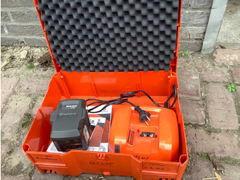 Baštenska oprema Husqvarna 136li: slika 3 Baštenska oprema Husqvarna 136li: slika 3