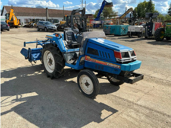 Traktor ISEKI
