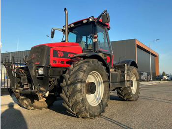Traktor JCB