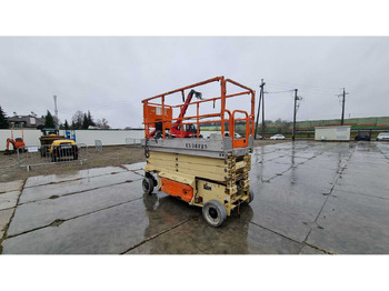 Vazdušna platforma JLG