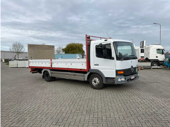 Kamion MERCEDES-BENZ