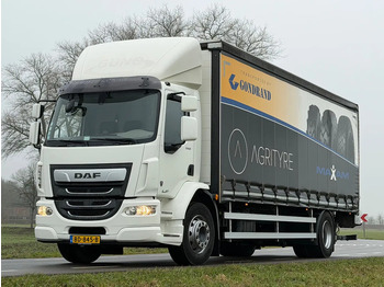 Kamion sa ceradom DAF LF 260